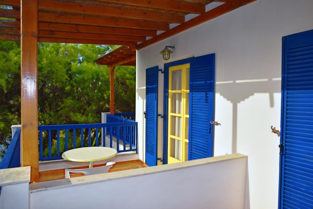 Cavo D'Oro Hotel Batsíon Exterior foto