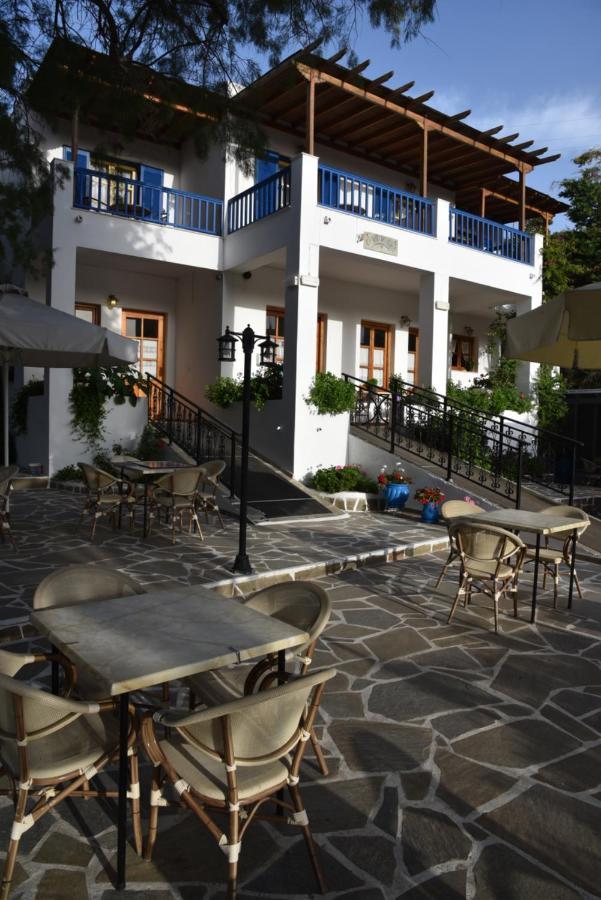 Cavo D'Oro Hotel Batsíon Exterior foto