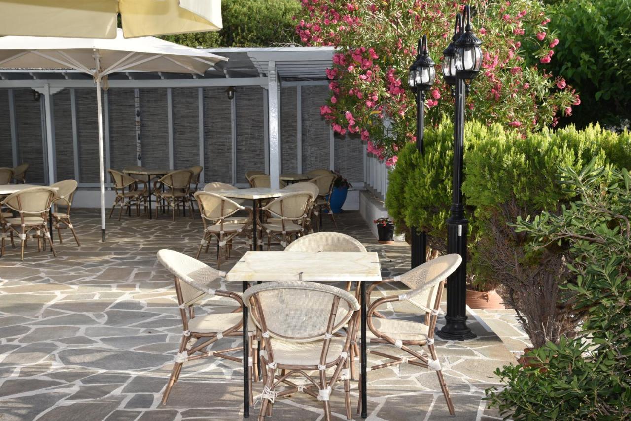 Cavo D'Oro Hotel Batsíon Exterior foto